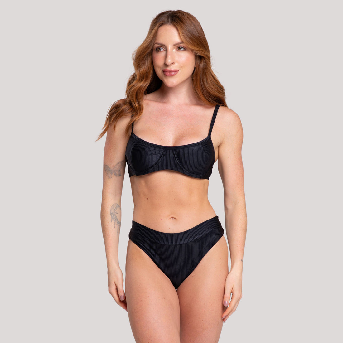 Biquíni Meia Taça Canelado Preto - VEKYO