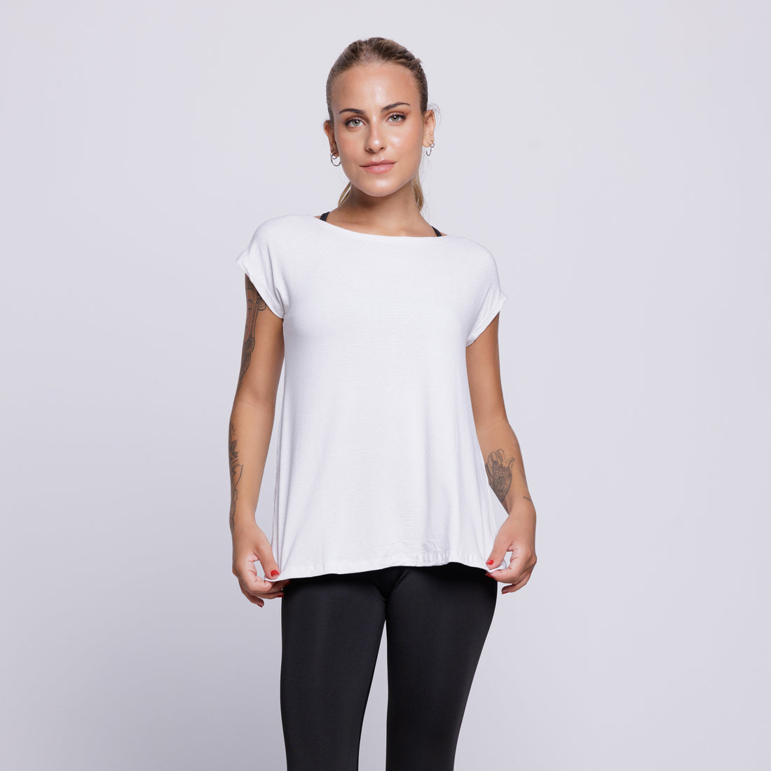 Blusa Fitness Furadinha Branco - VEKYO
