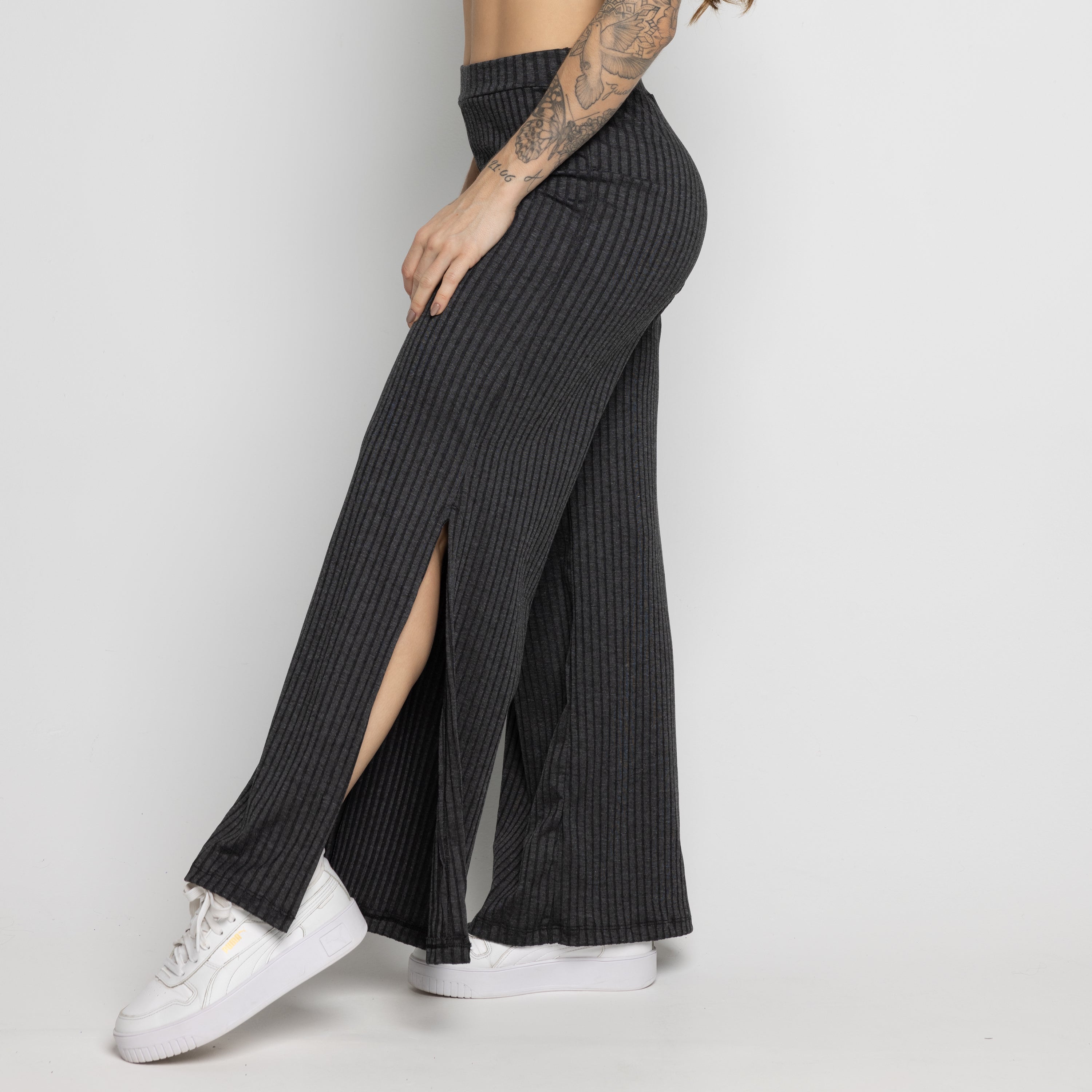 Calça Flare Pantalona Cintura Alta Com Fenda Chumbo - VEKYO