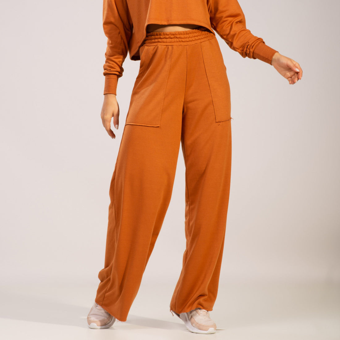 Calça Wide Leg Pantalona Cintura Alta Bolso Moletinho Caramelo - VEKYO