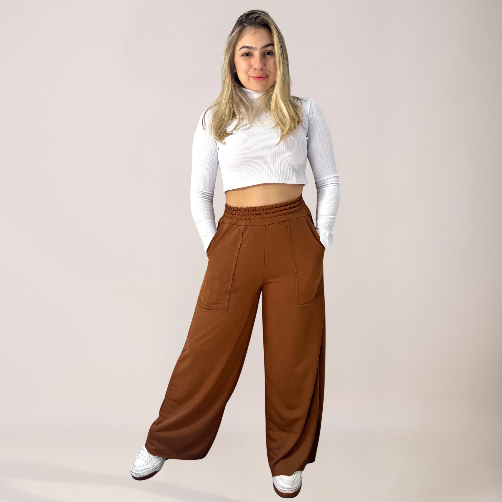 Calça Wide Leg Pantalona Cintura Alta Bolso Moletinho Marrom - VEKYO