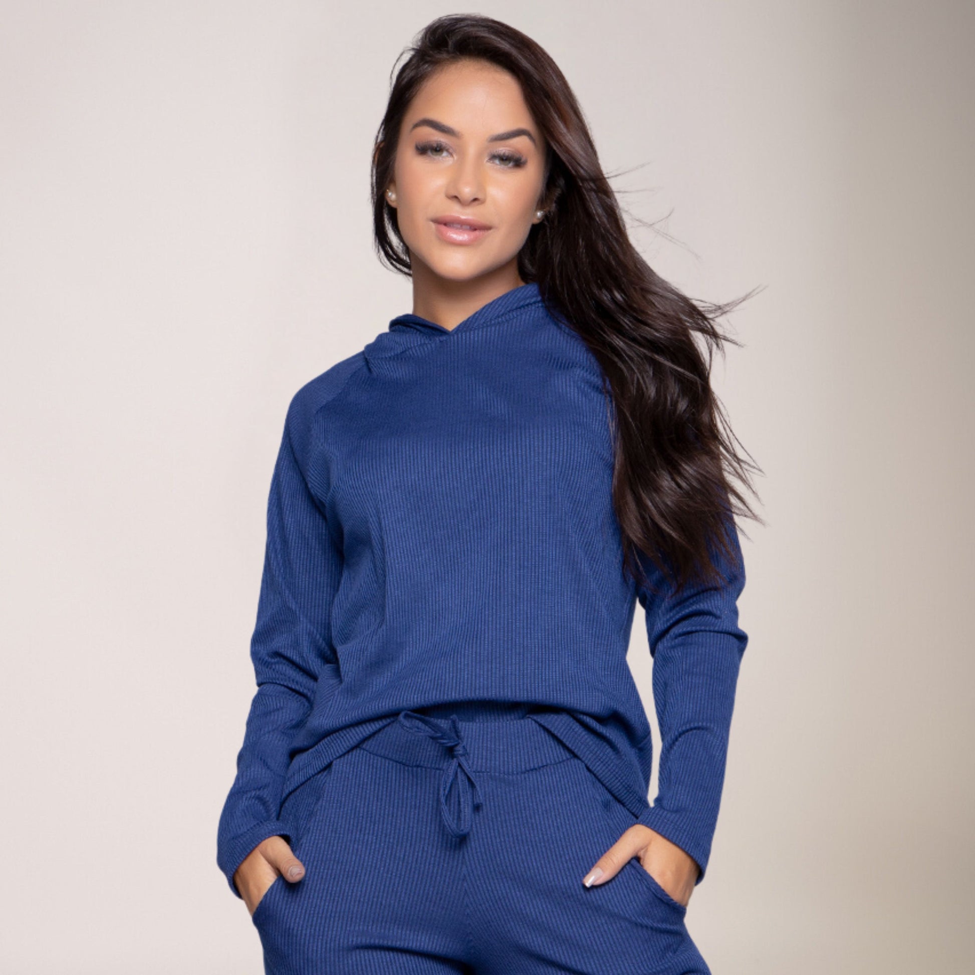 Casaco Feminino Canelada Com Capuz Comfy Marinho - VEKYO