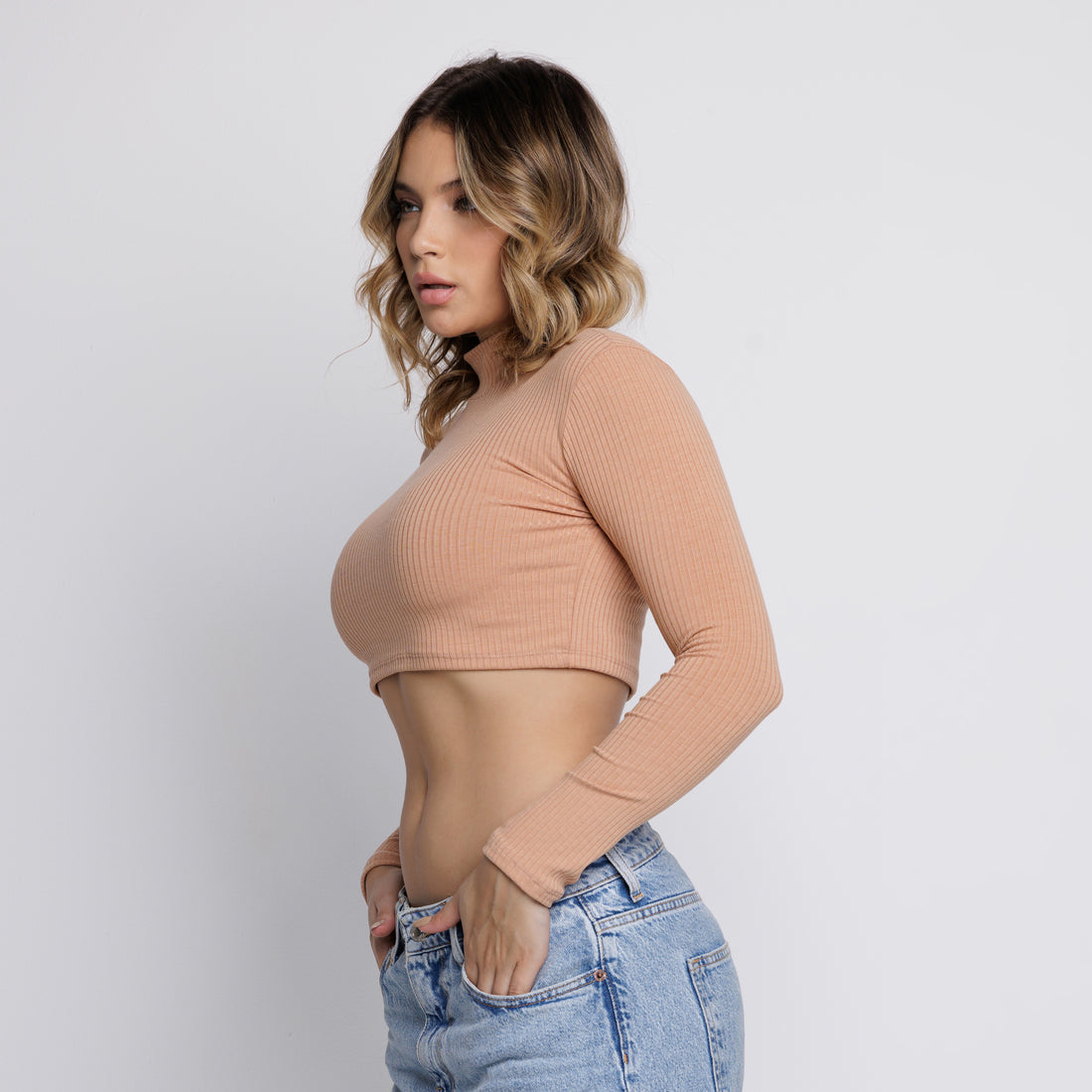 Cropped Manga Longa Canelado Gola Alta Bege - VEKYO