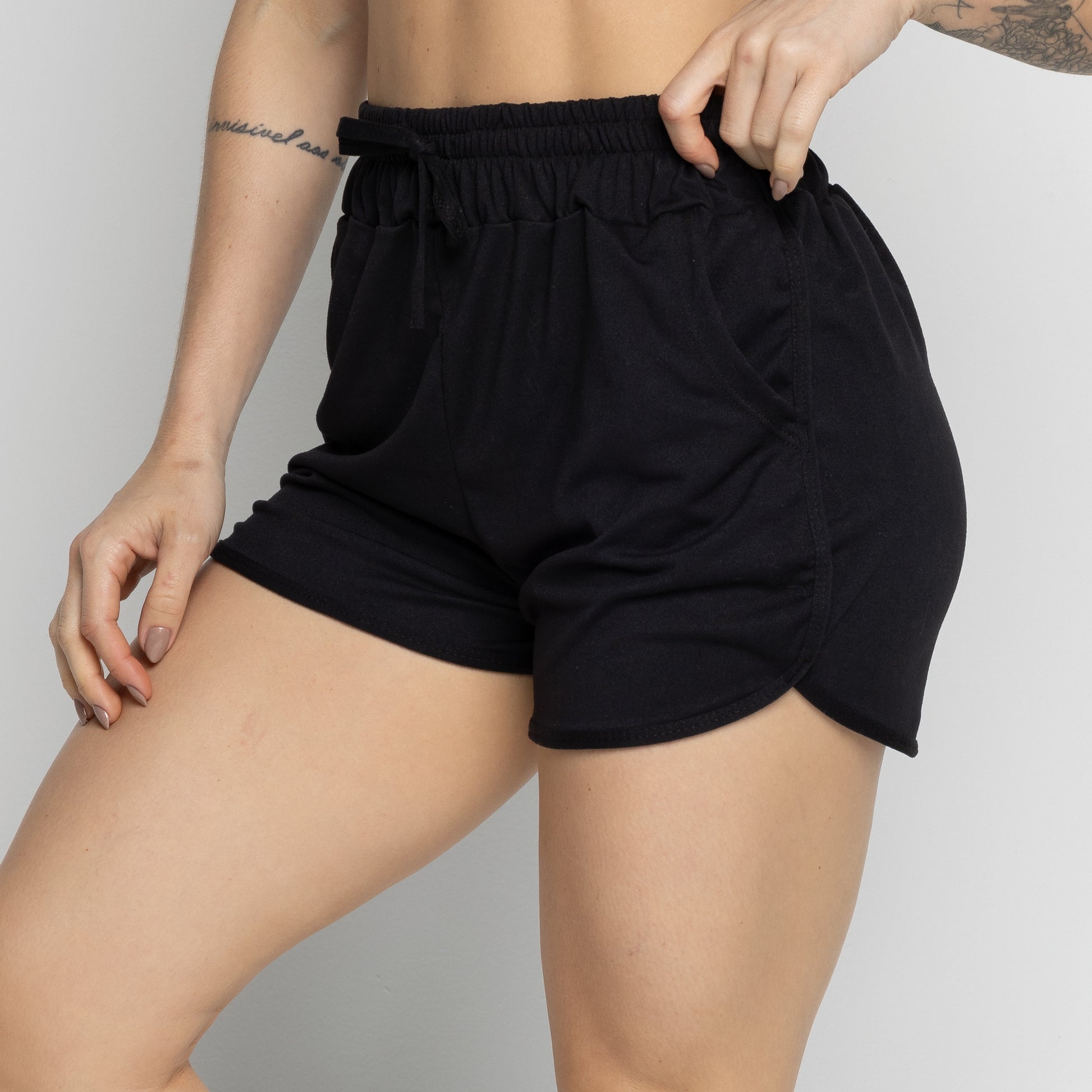 Short Esportivo Com Bolso Preto - VEKYO