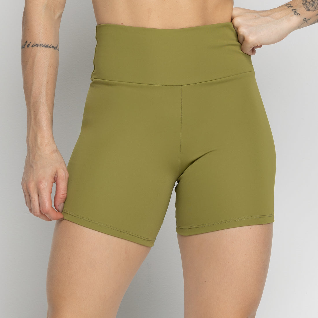 Short Fitness Not So Basic Pistache - VEKYO