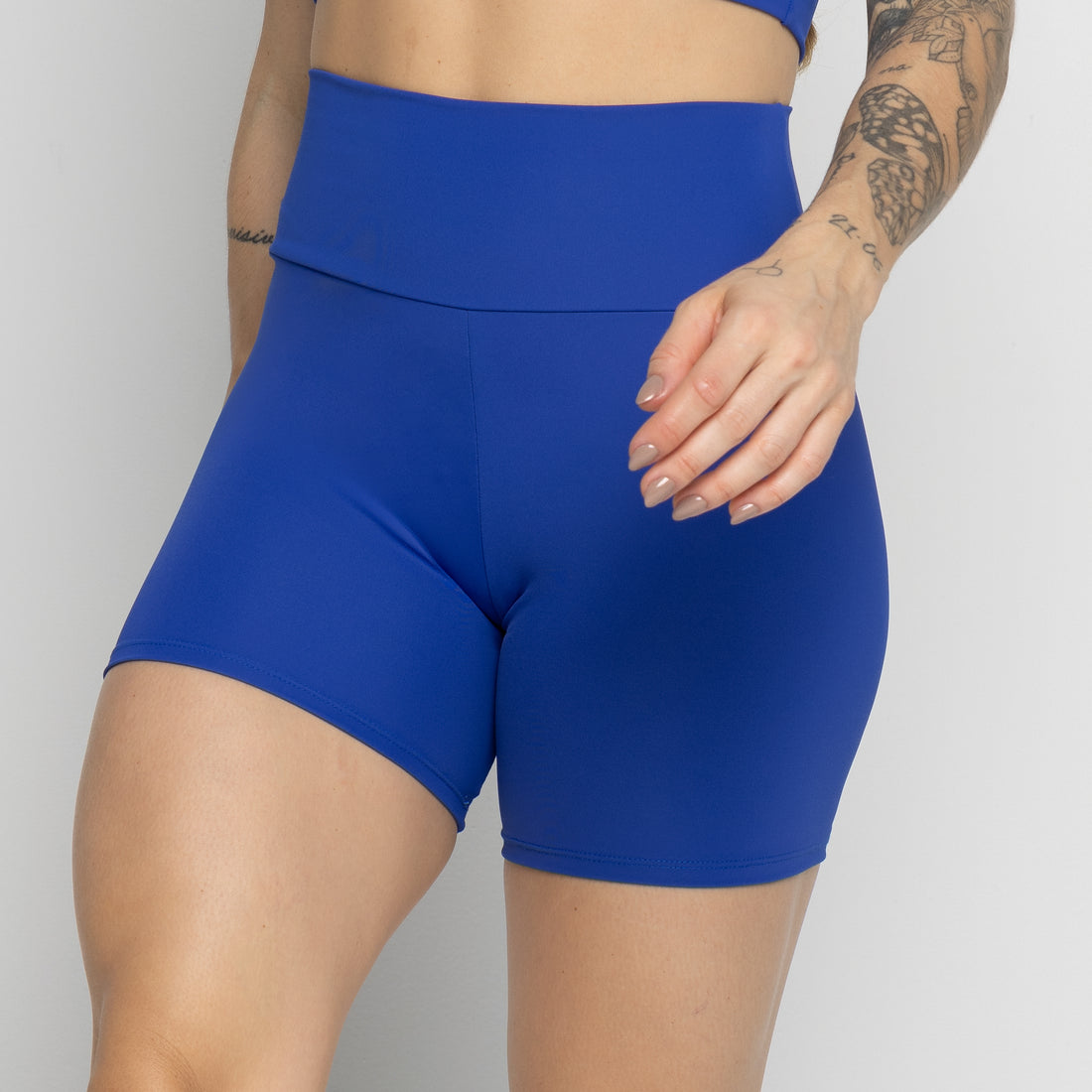 Short Fitness Not So Basic Royal - VEKYO