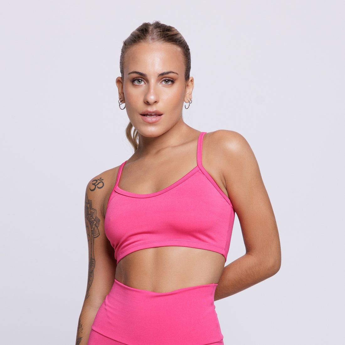 Top Fitness Nadador Feminino Alça Fina Sem Bojo Rosa - VEKYO