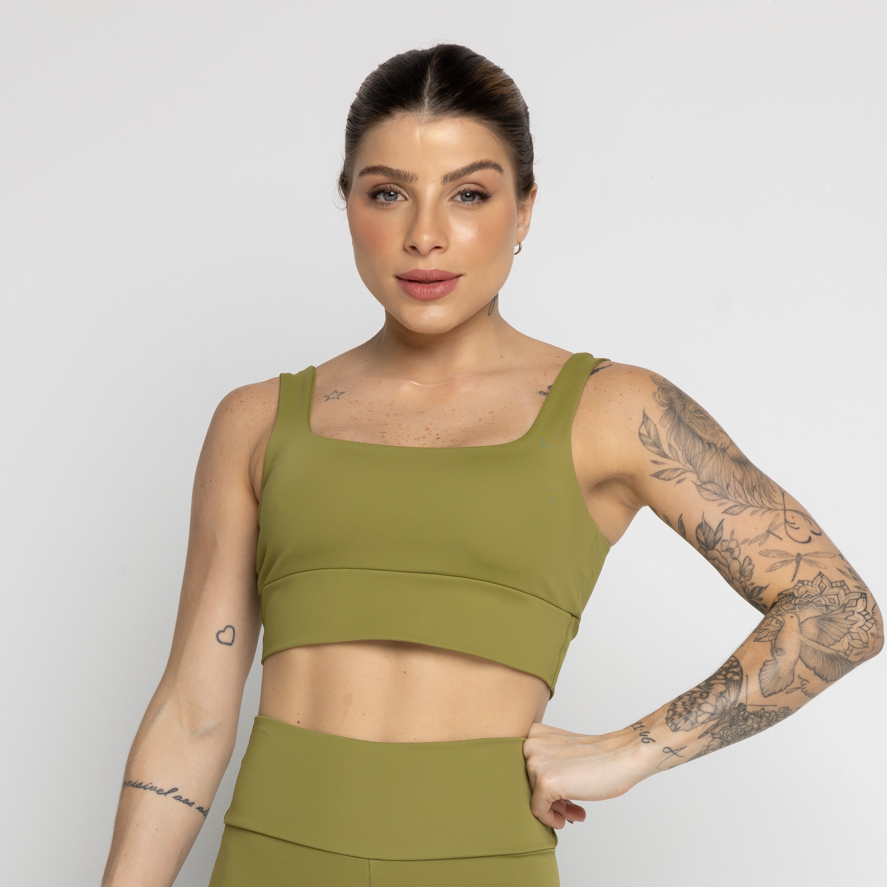 Top Fitness Not So Basic Pistache - VEKYO