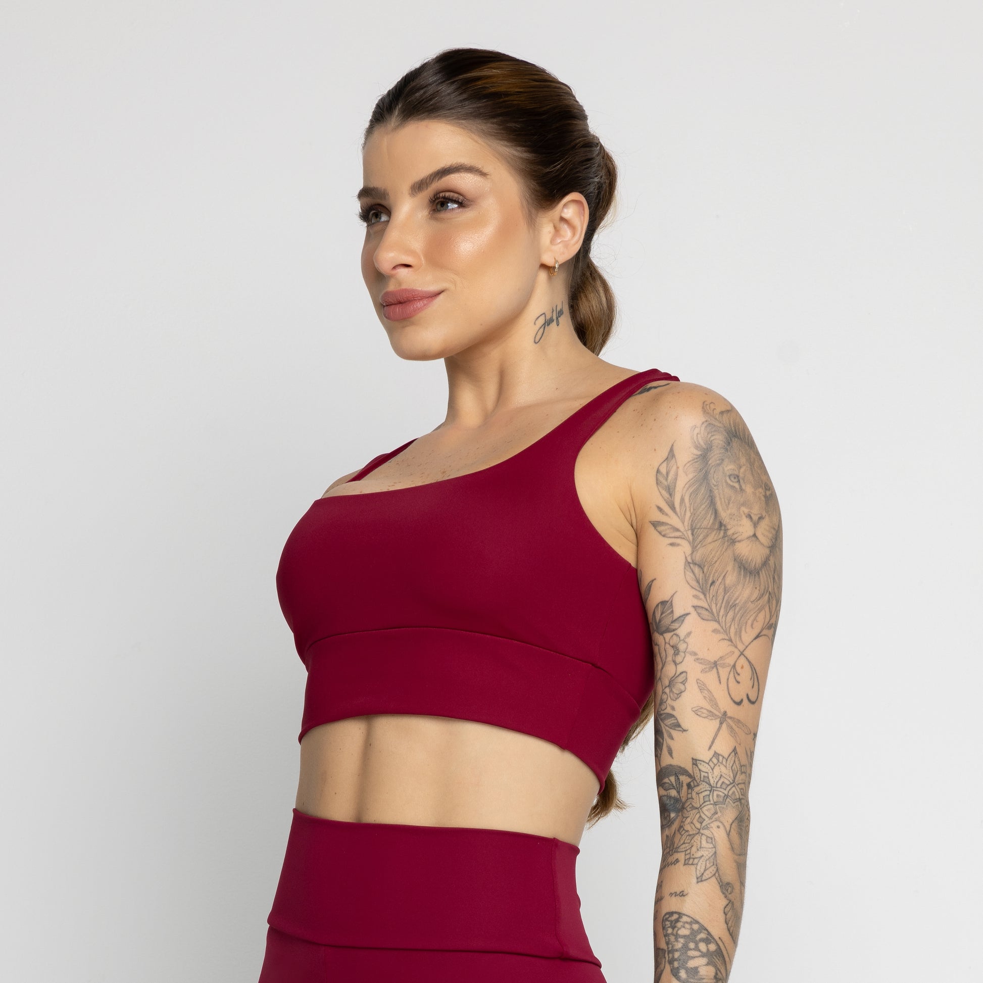 Top Fitness Not So Basic Vinho - VEKYO