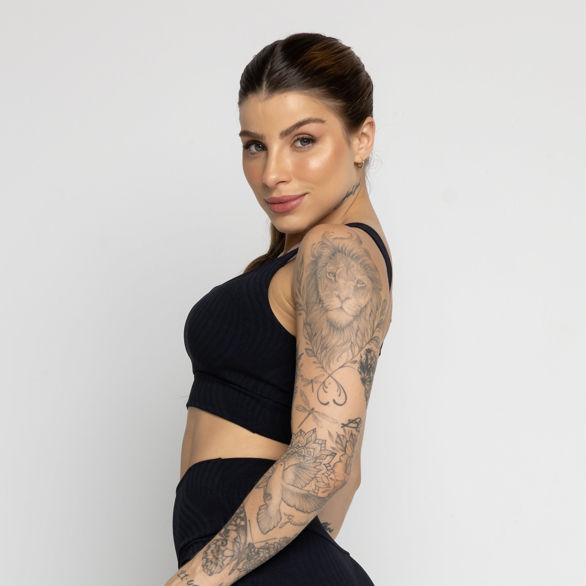 Top Jacquard Com Bojo Removível Preto - VEKYO