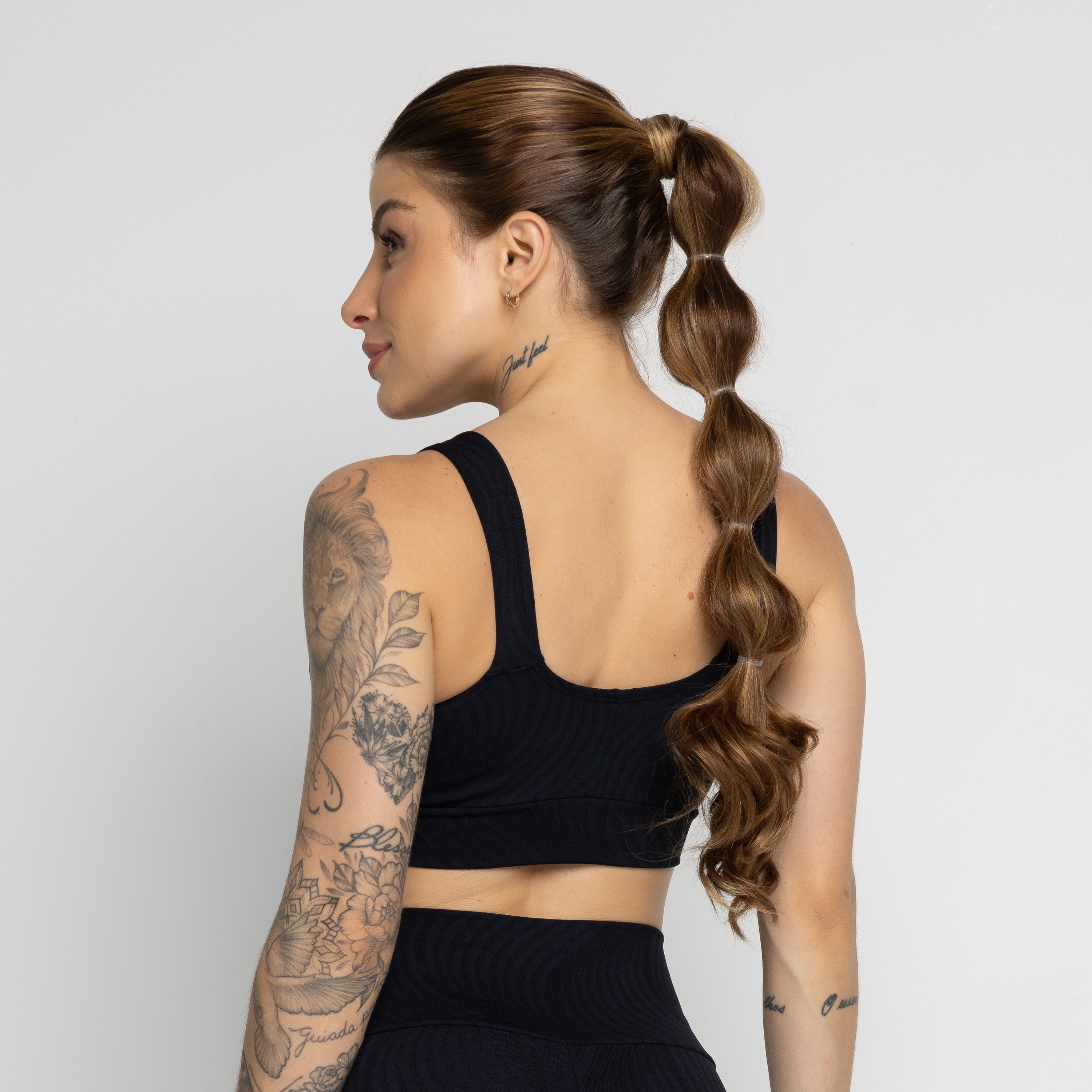 Top Jacquard Com Bojo Removível Preto - VEKYO