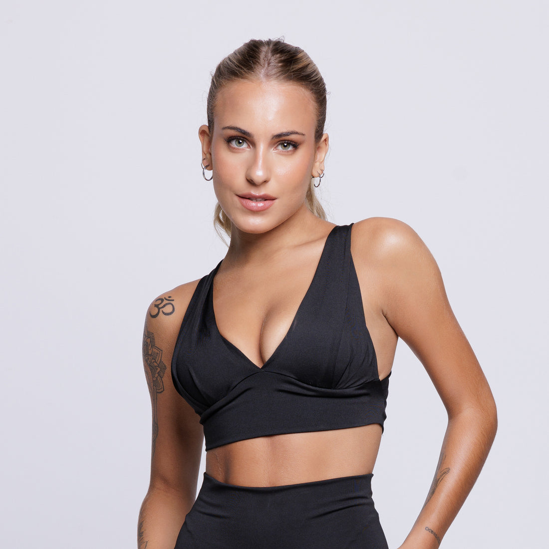 Top Suplex Feminino com Bojo Costa Cruzada Preto - VEKYO