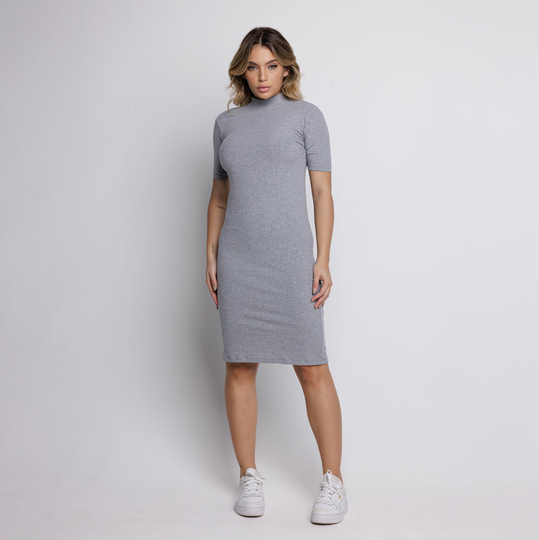 Vestido Midi Gola Alta Canelado Cinza - VEKYO