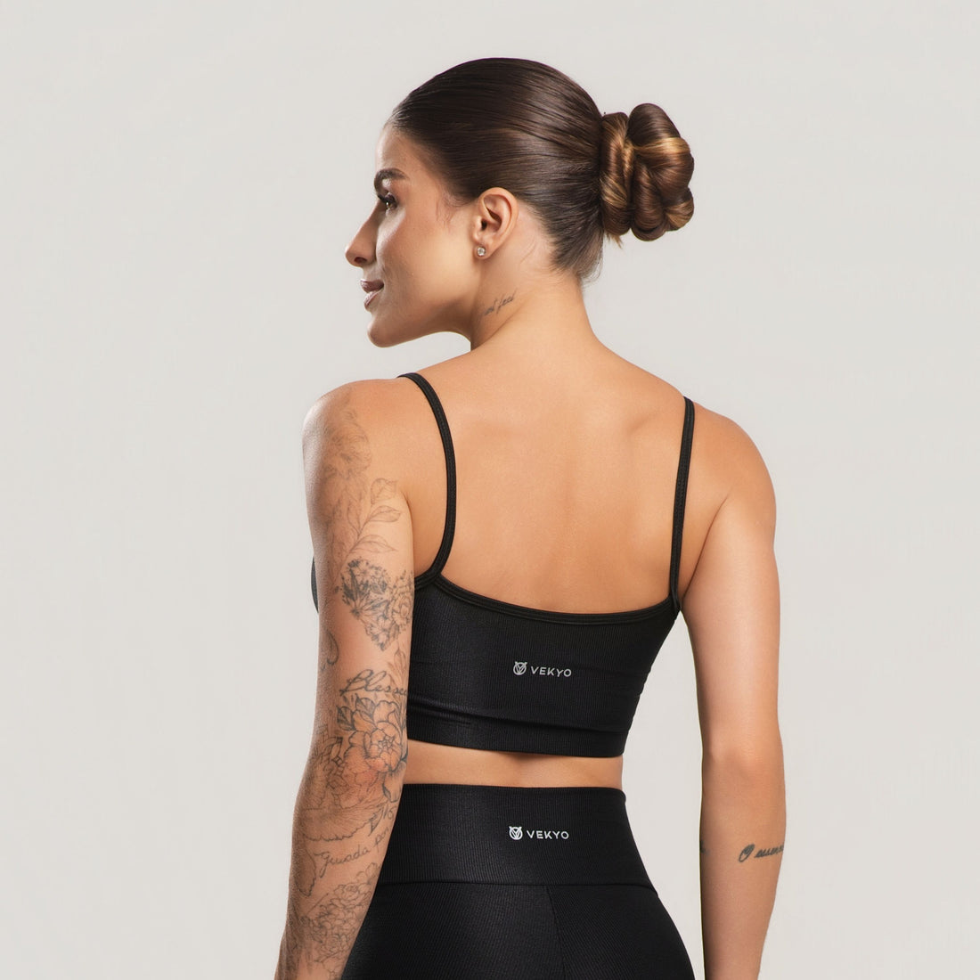 Top Fitness Feminino Canelado Active Preto - VEKYO