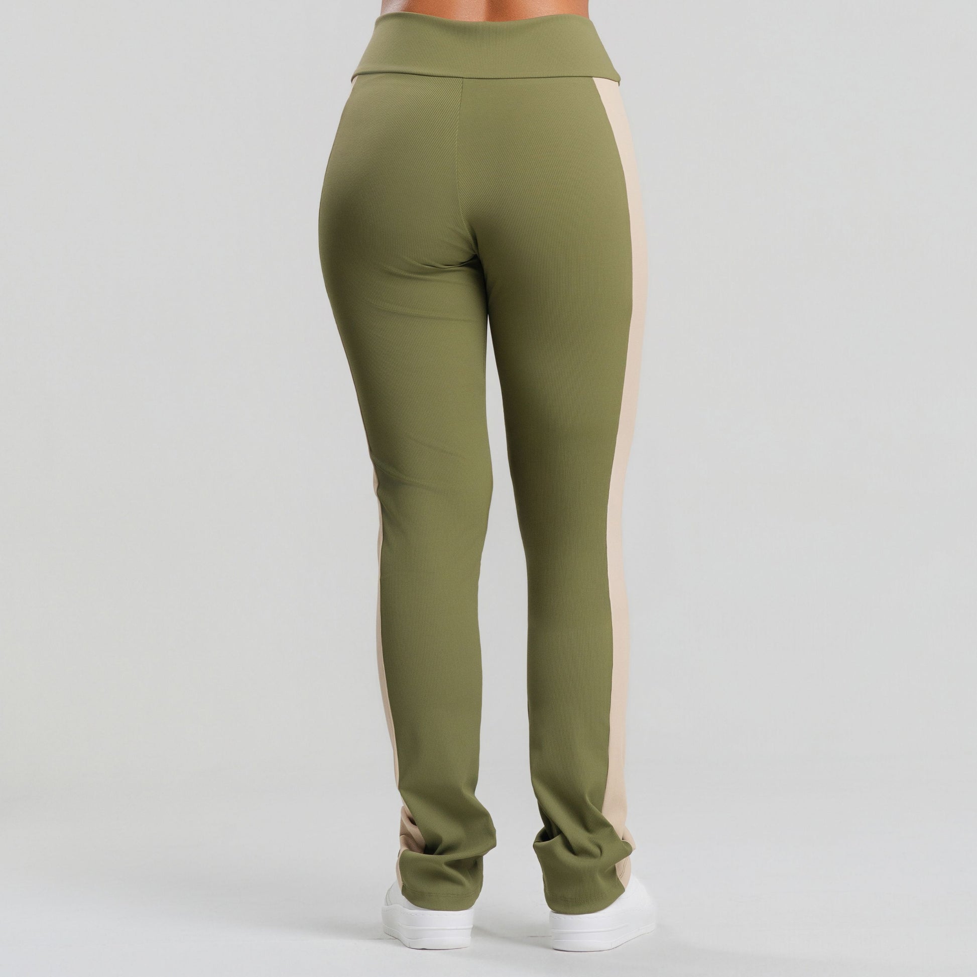 Calça Flare Canelada Bicolor Verde - VEKYO
