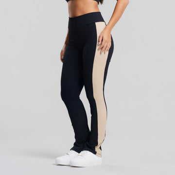 Calça Flare Canelada Bicolor Preta - VEKYO