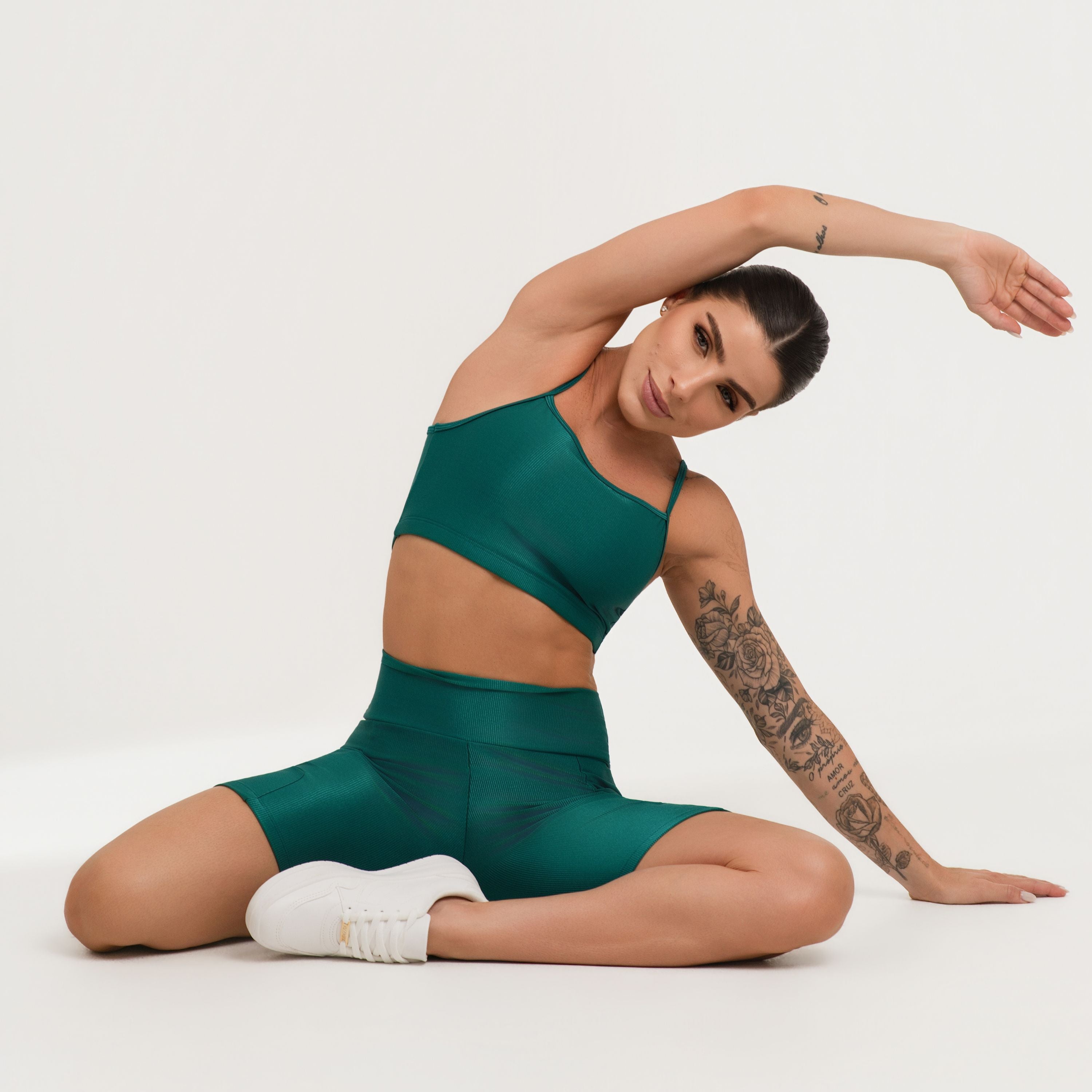 Conjunto Fitness Feminino Top e Bermuda Canelado ACTIVE Verde - VEKYO