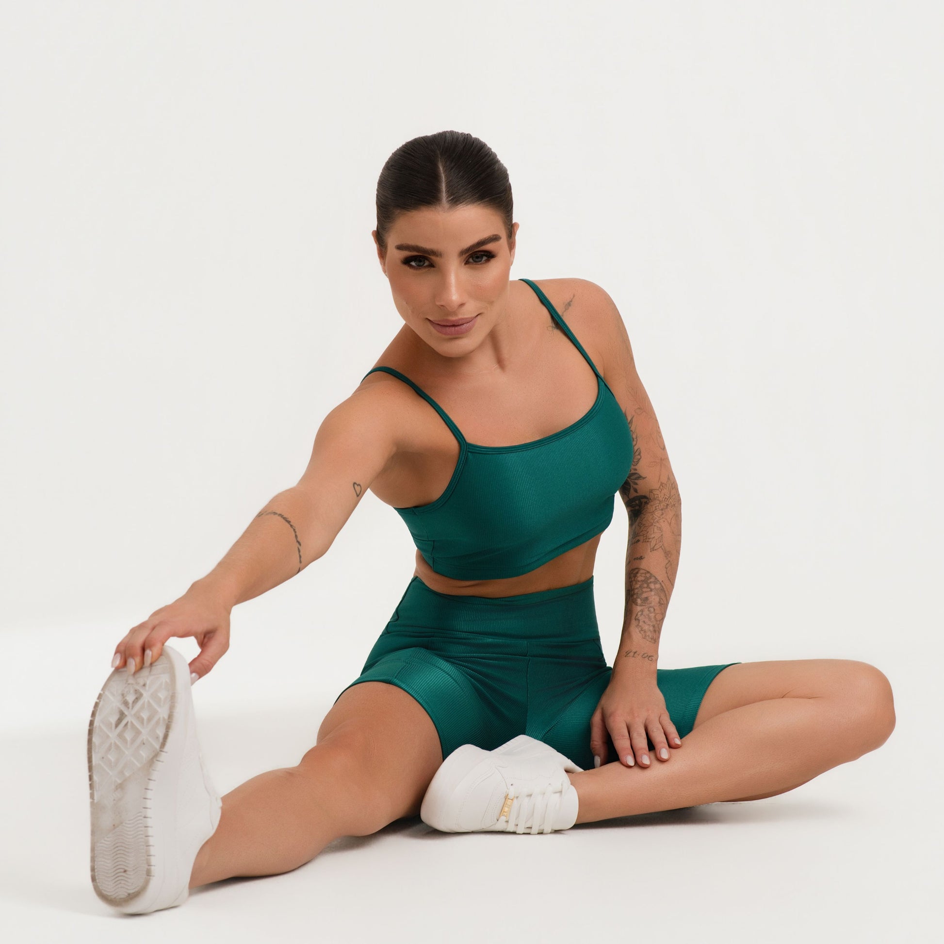 Conjunto Fitness Feminino Top e Bermuda Canelado ACTIVE Verde - VEKYO