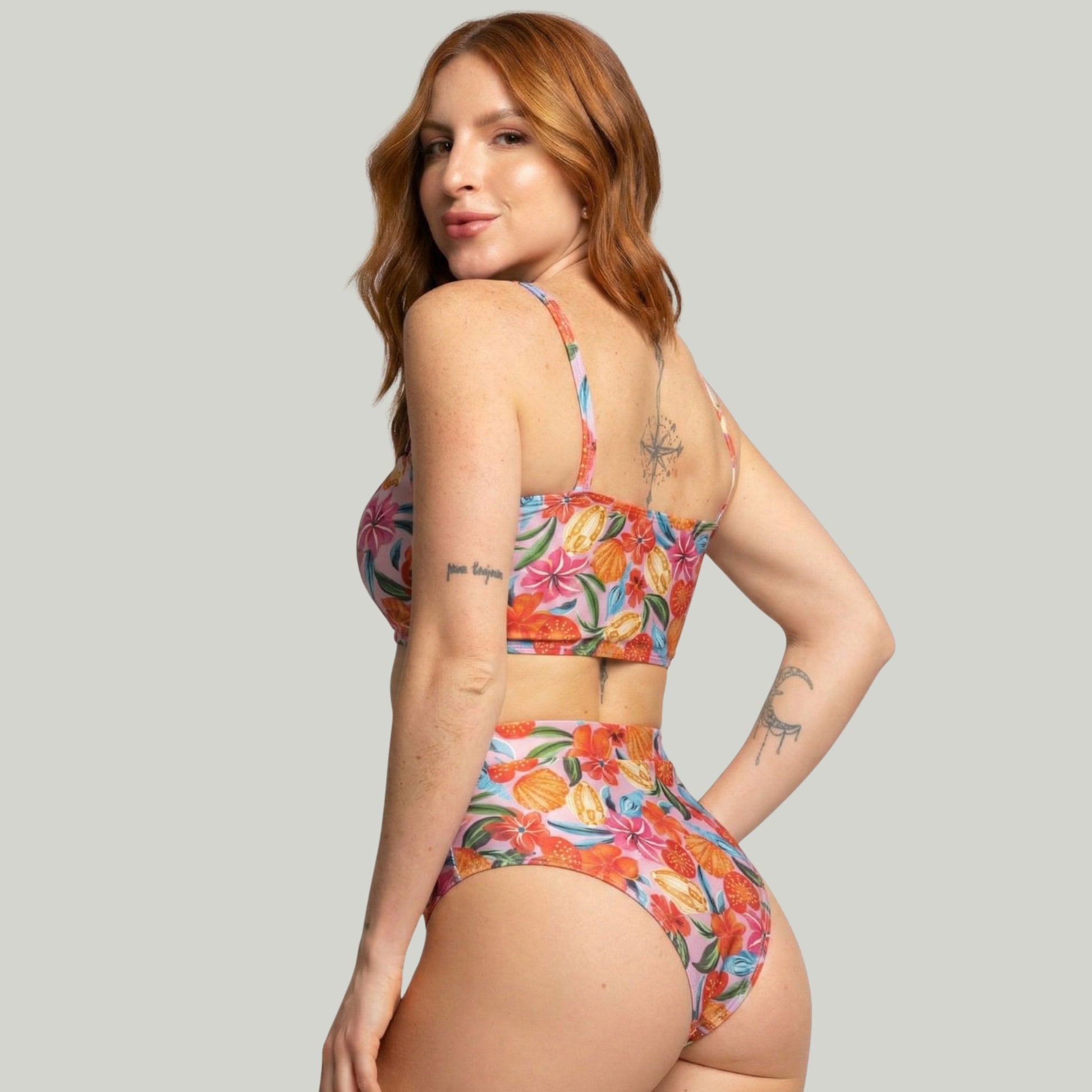 Biquíni Top Faixa Estampado Cintura Alta Rosa Floral - VEKYO