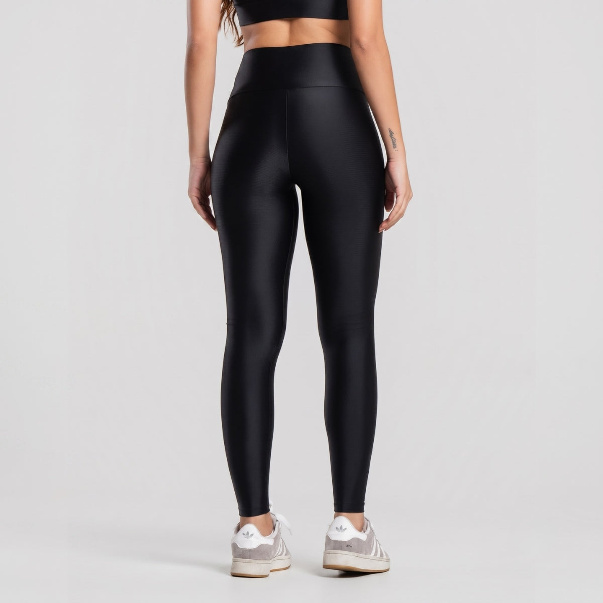 Calça Legging Fitness ESSENTIAL Preto