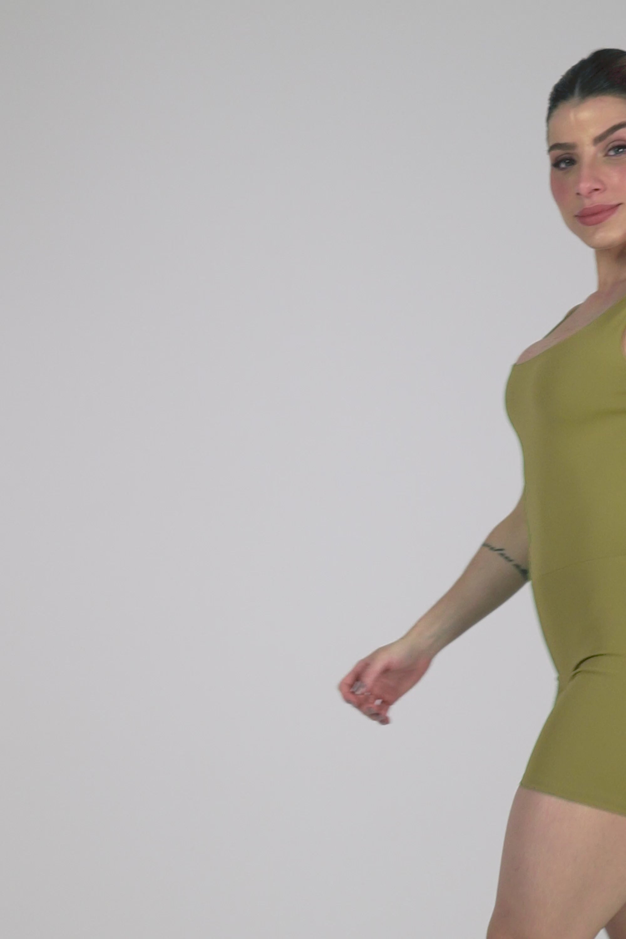 Macaquinho Fitness Not So Basic Pistache