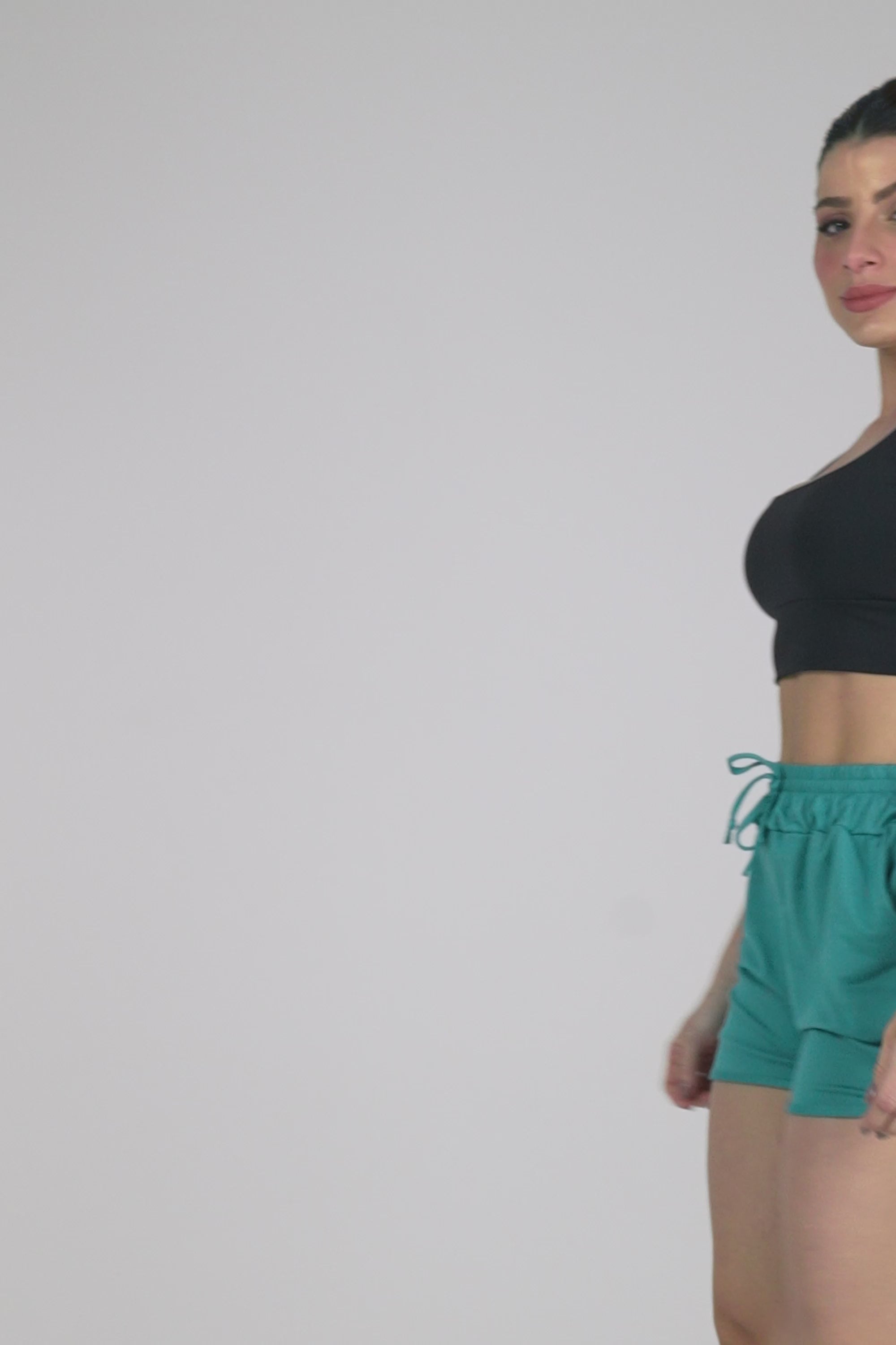 Short Esportivo Com Bolso Verde Água