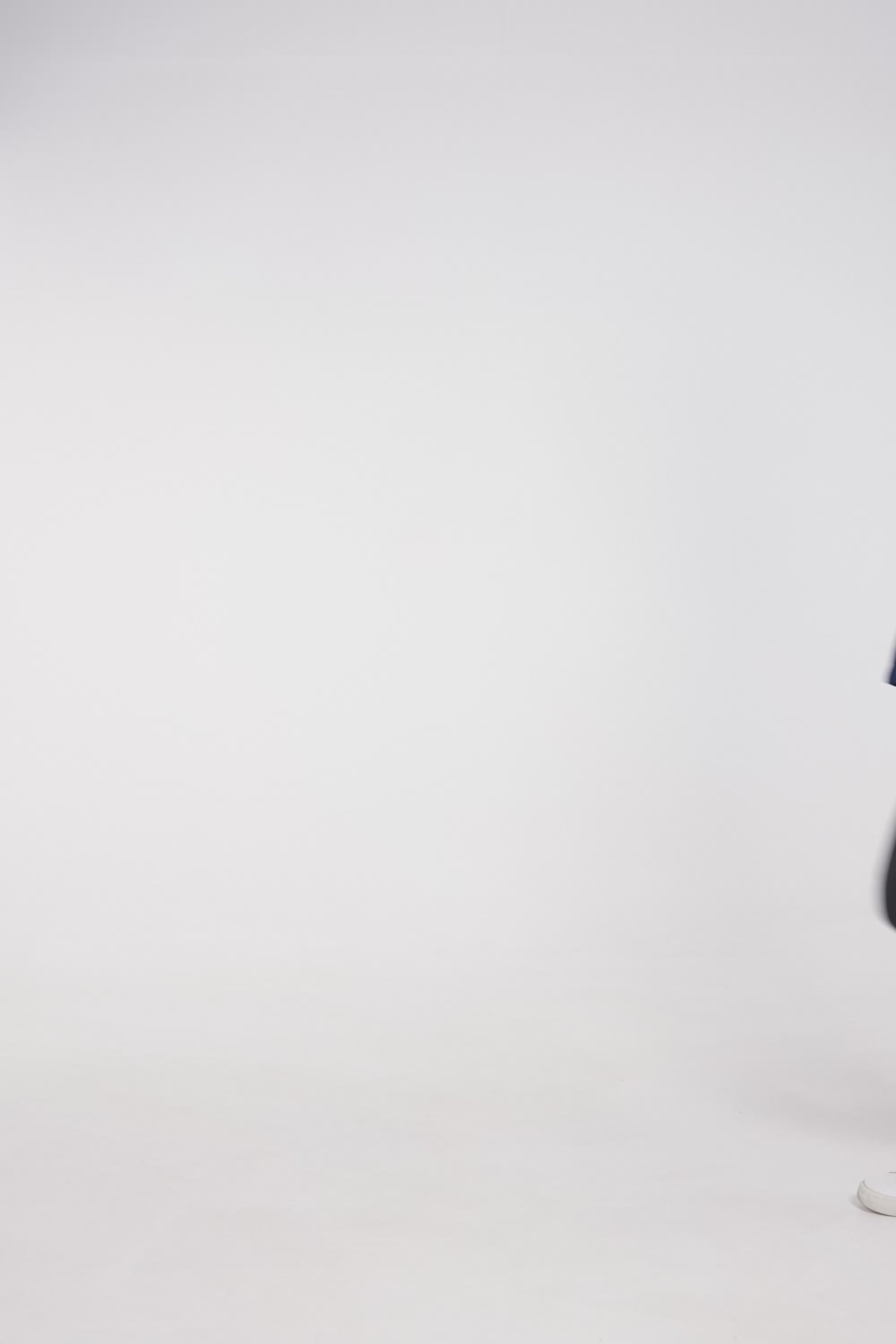 Blusa Fitness Furadinha Marinho