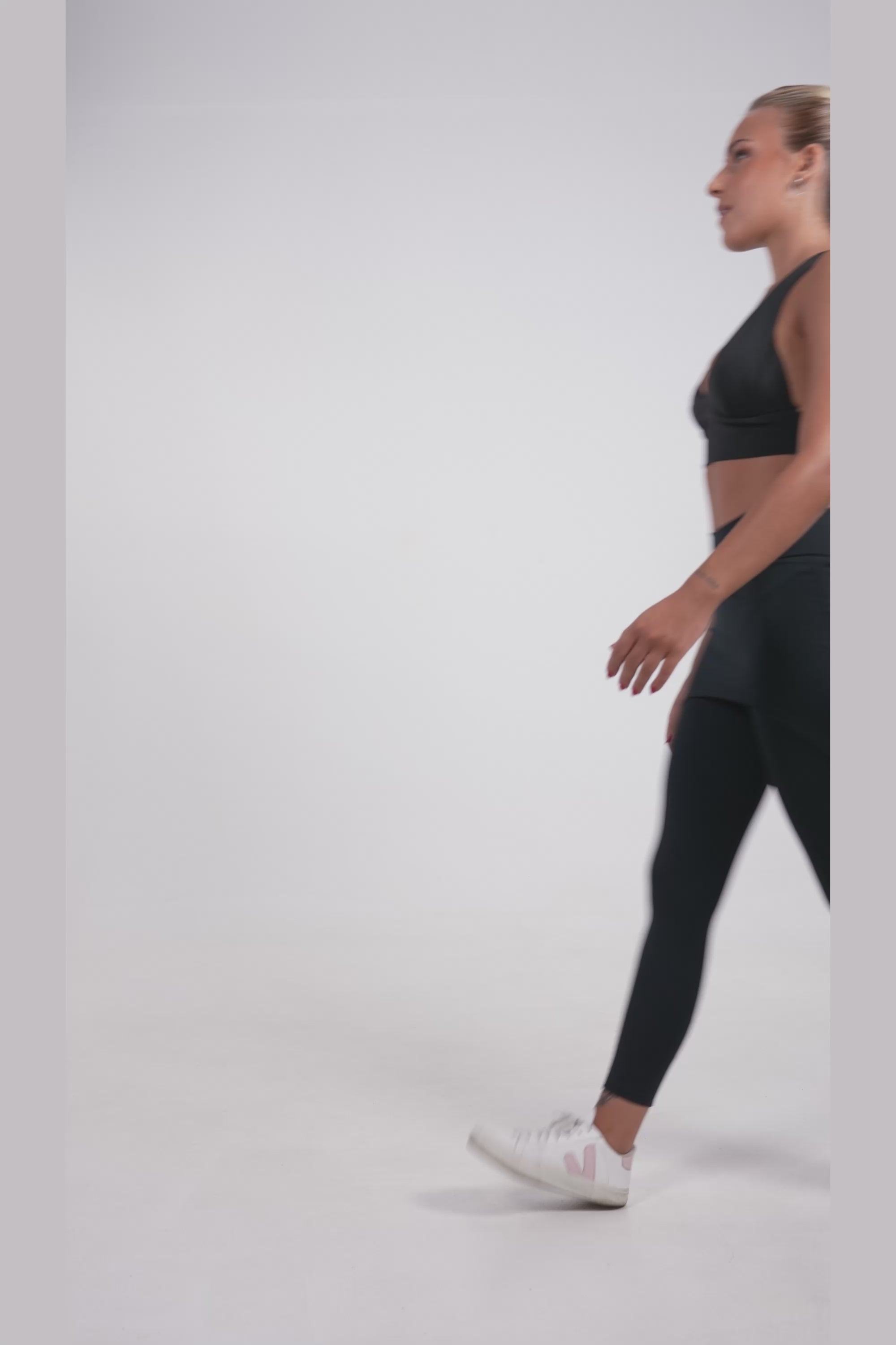 Calça Legging Suplex Feminina Com Saia Tapa Bumbum Preto