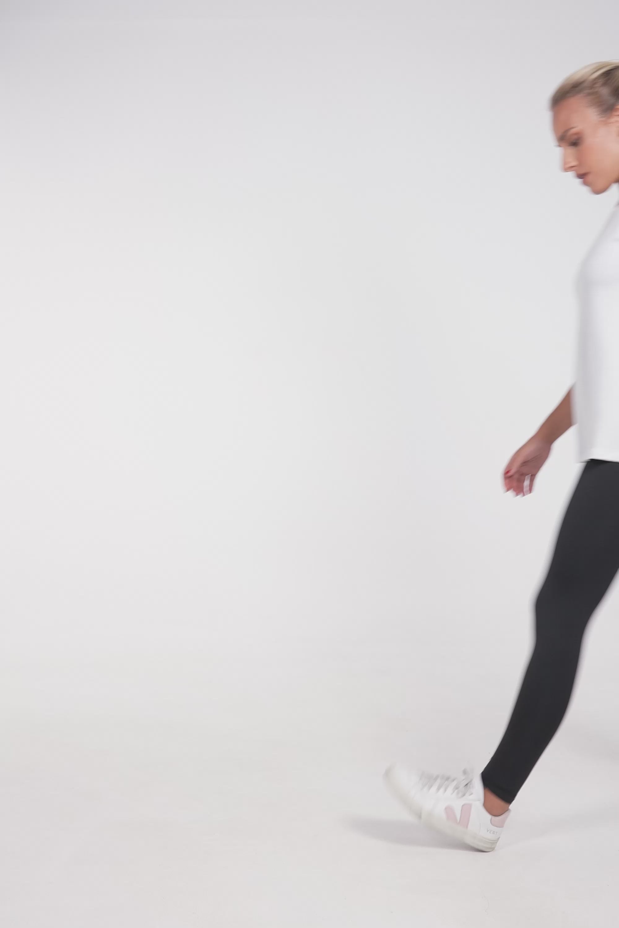 Blusa Fitness Furadinha Branco