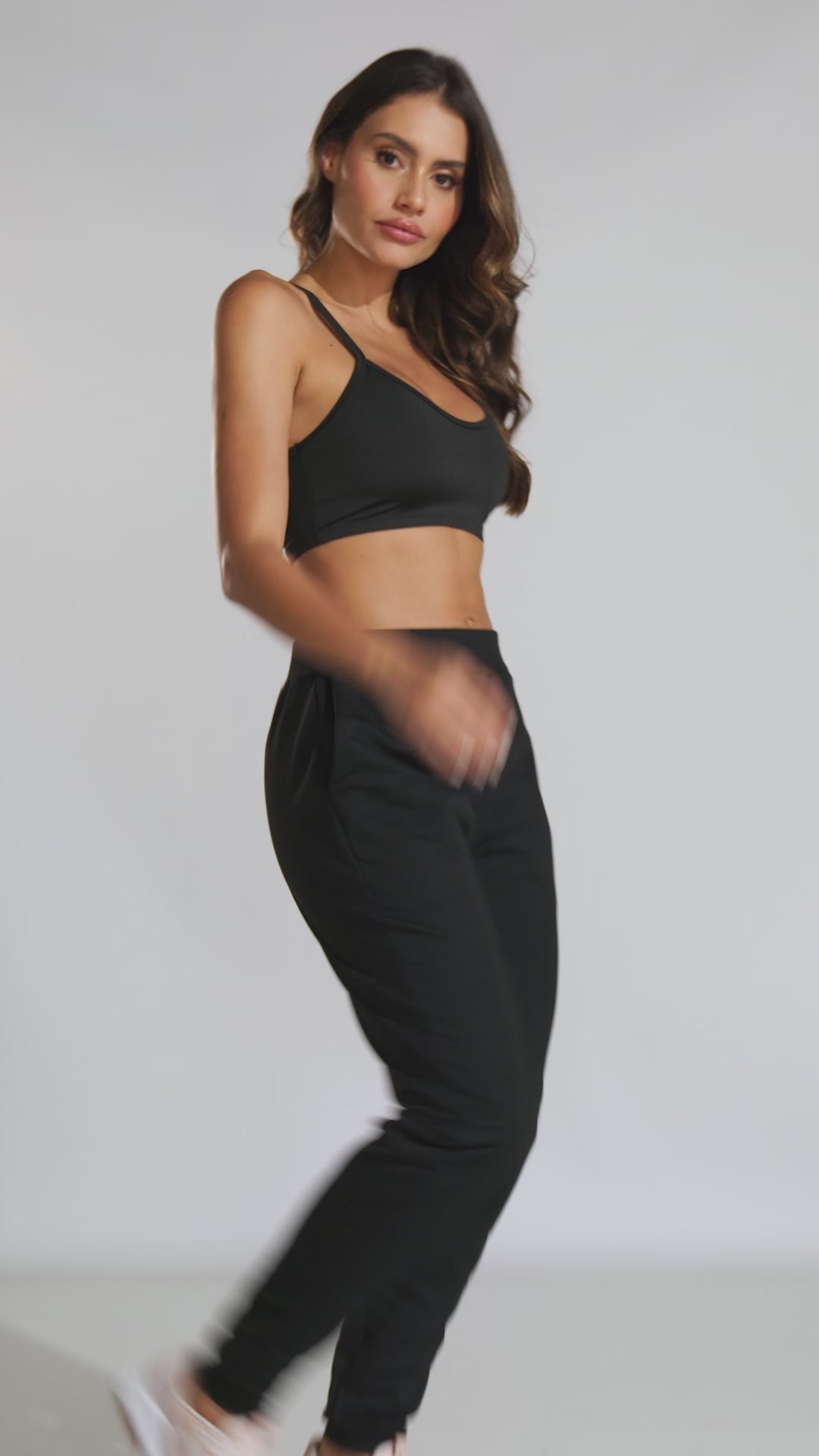 Top Fitness Nadador Feminino Alça Fina Sem Bojo Preto