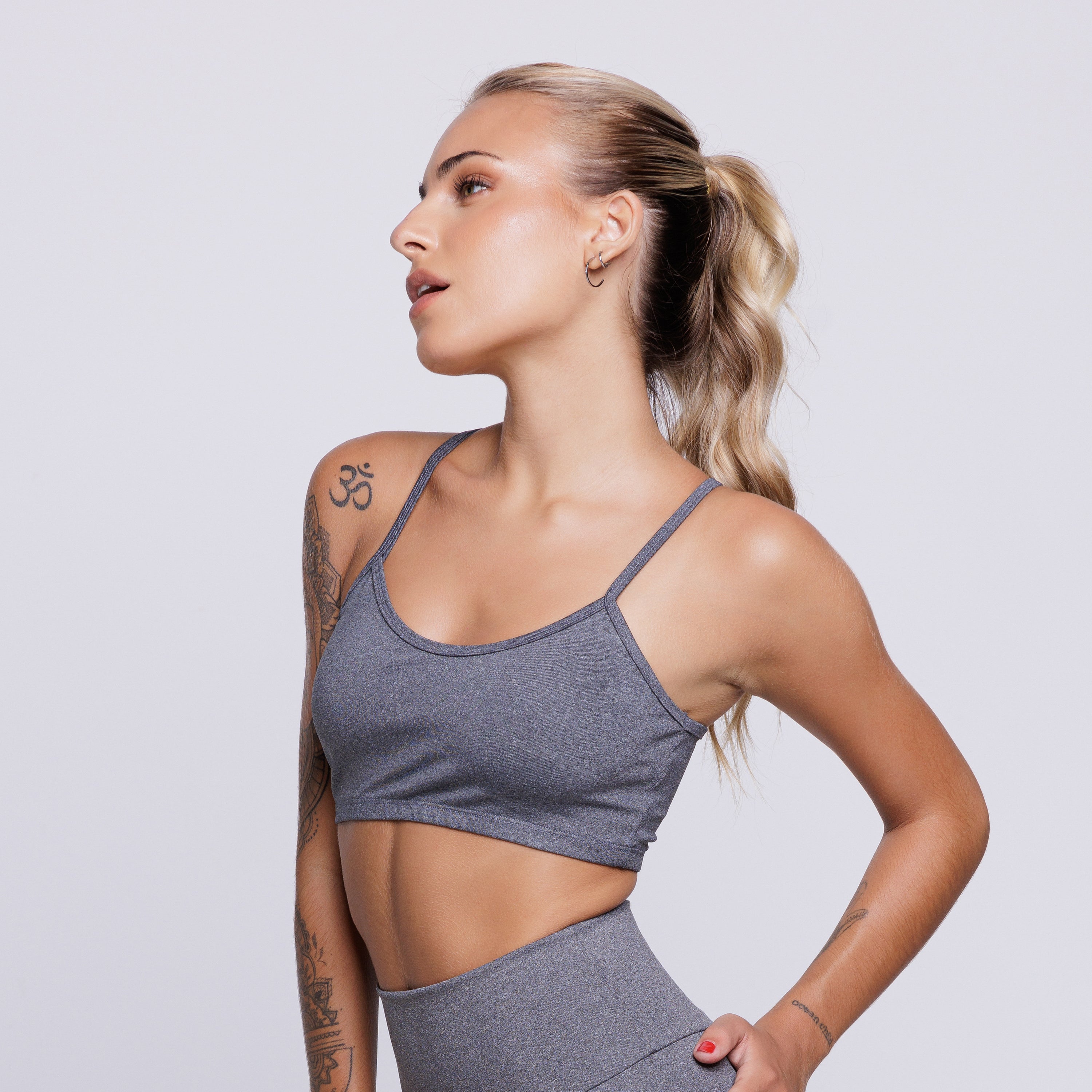 Top Fitness Nadador Feminino Alça Fina Sem Bojo Cinza - VEKYO