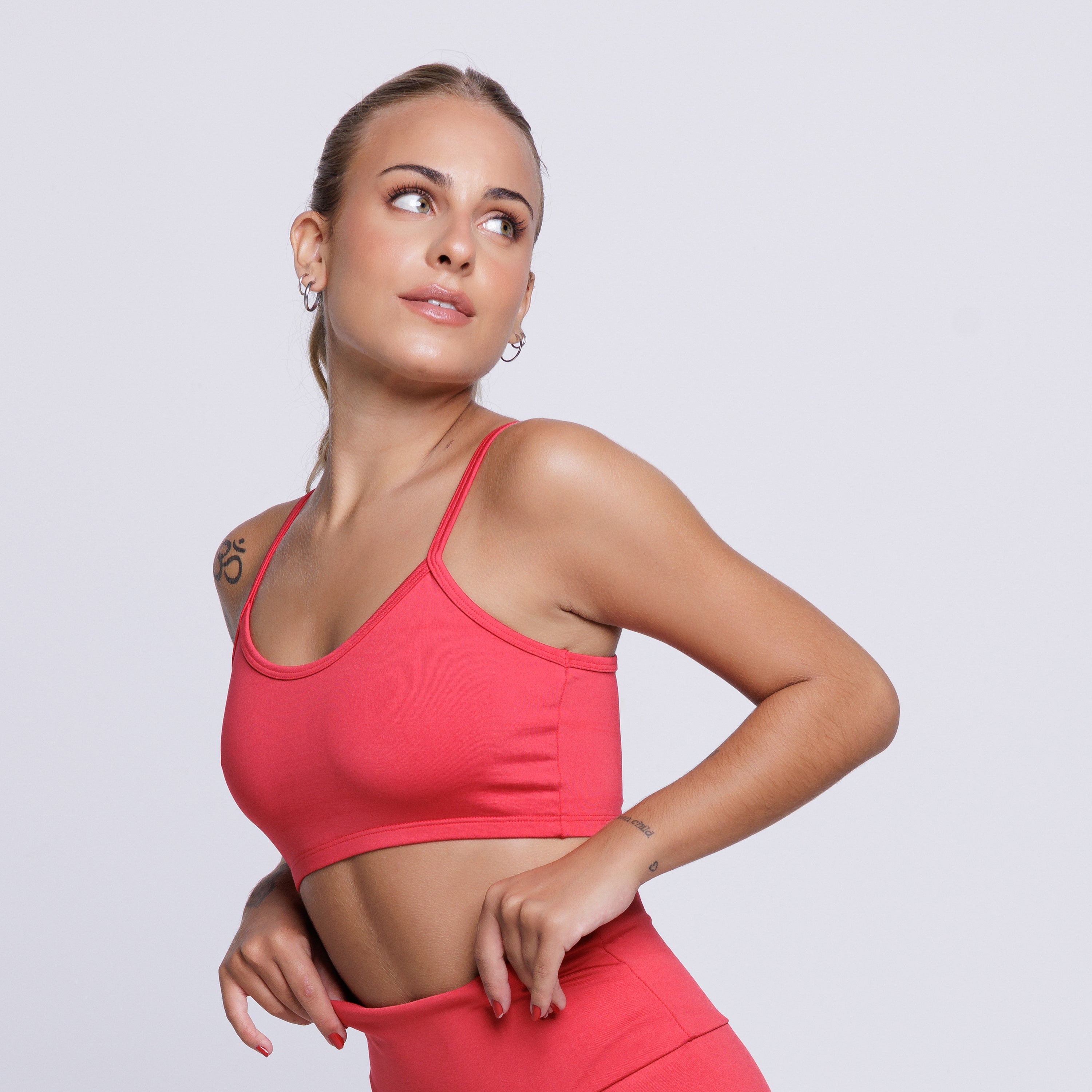 Top Fitness Nadador Feminino Alça Fina Sem Bojo Vermelho - VEKYO