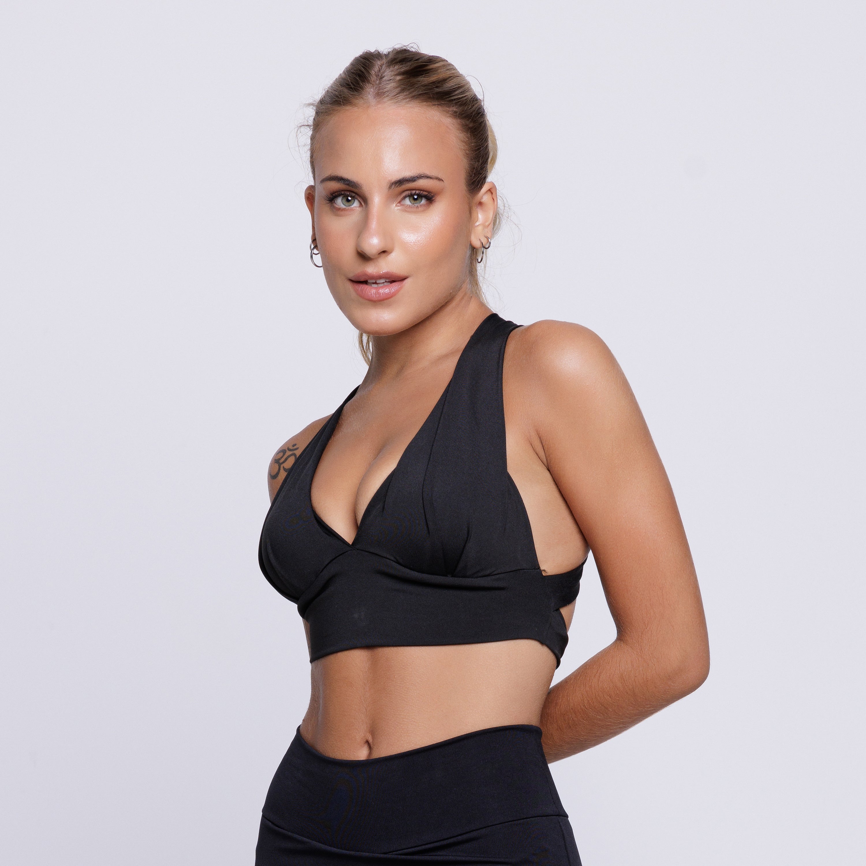 Top Suplex Feminino com Bojo Costa Cruzada Preto - VEKYO